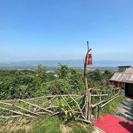 Kirmizi Hobbit Evi 4* 사판자